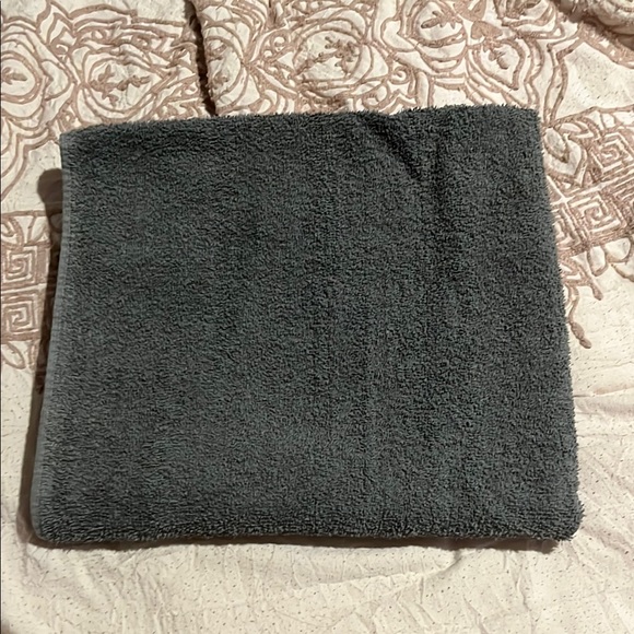 Gray Bath Towels - Picture 1 of 4